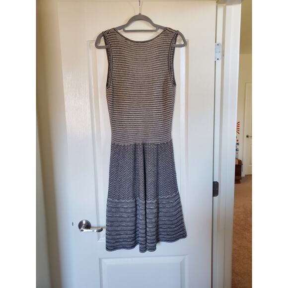 Knitted & Knotted Silver Stripe Chevron Wool Blend Sleeveless Midi Dress Medium - Picture 10 of 14